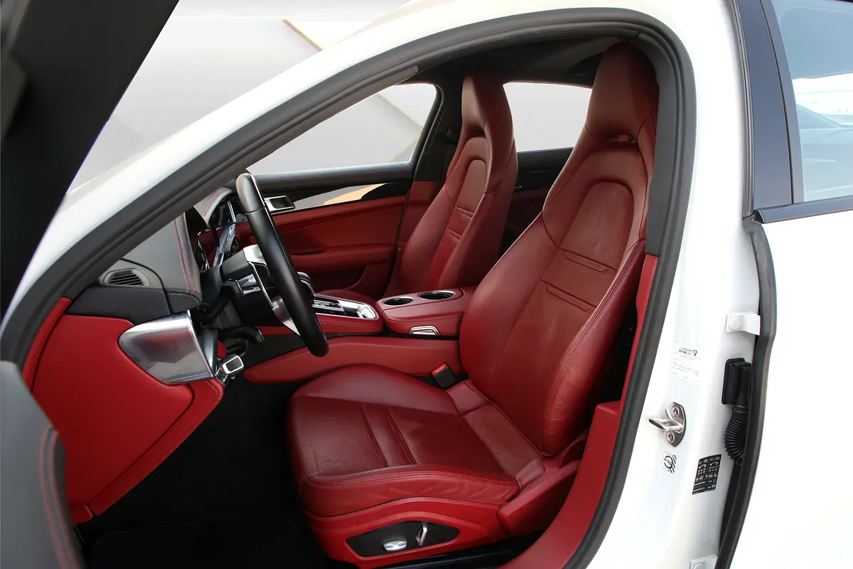 Porsche · Panamera · Other