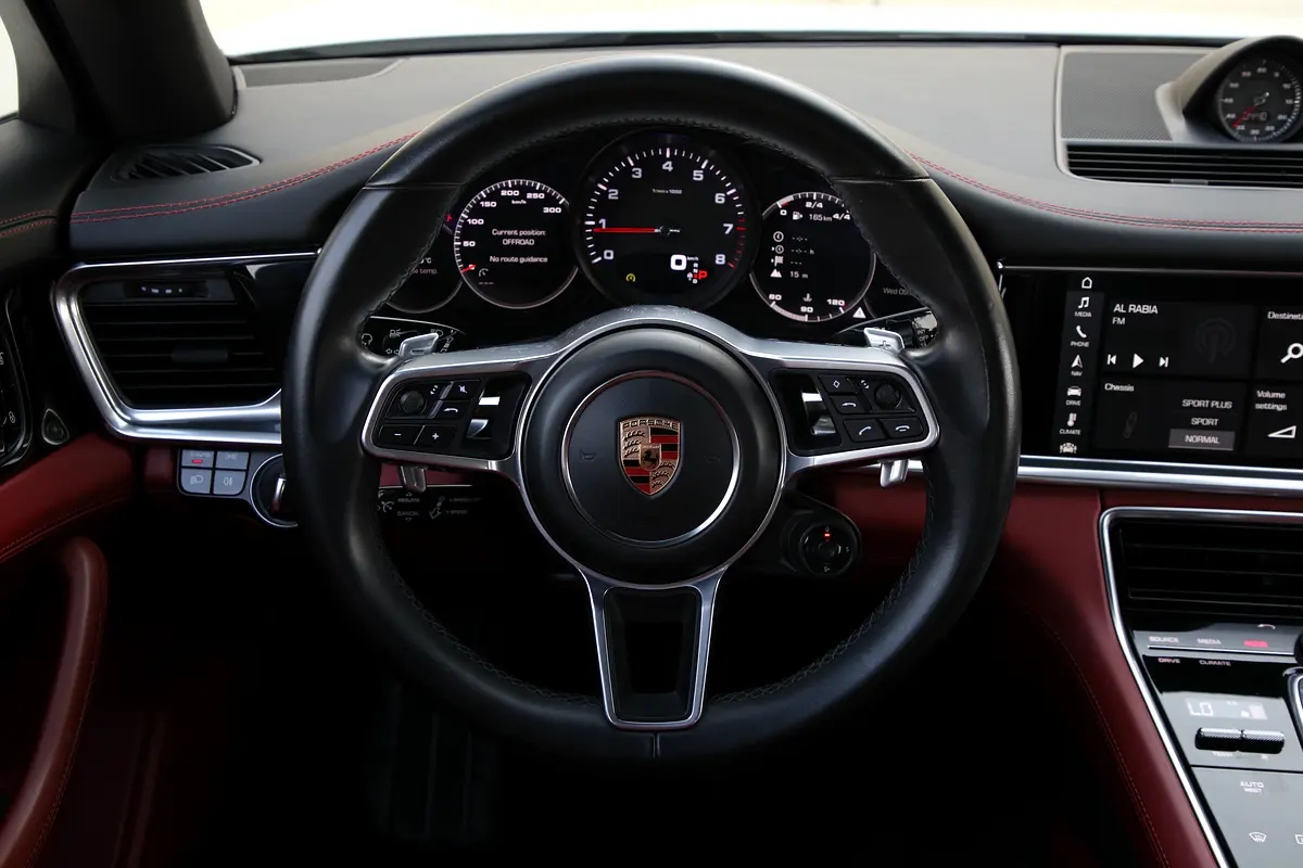 Porsche · Panamera · Other