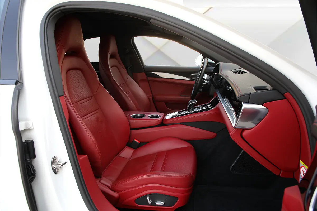 Porsche · Panamera · Other