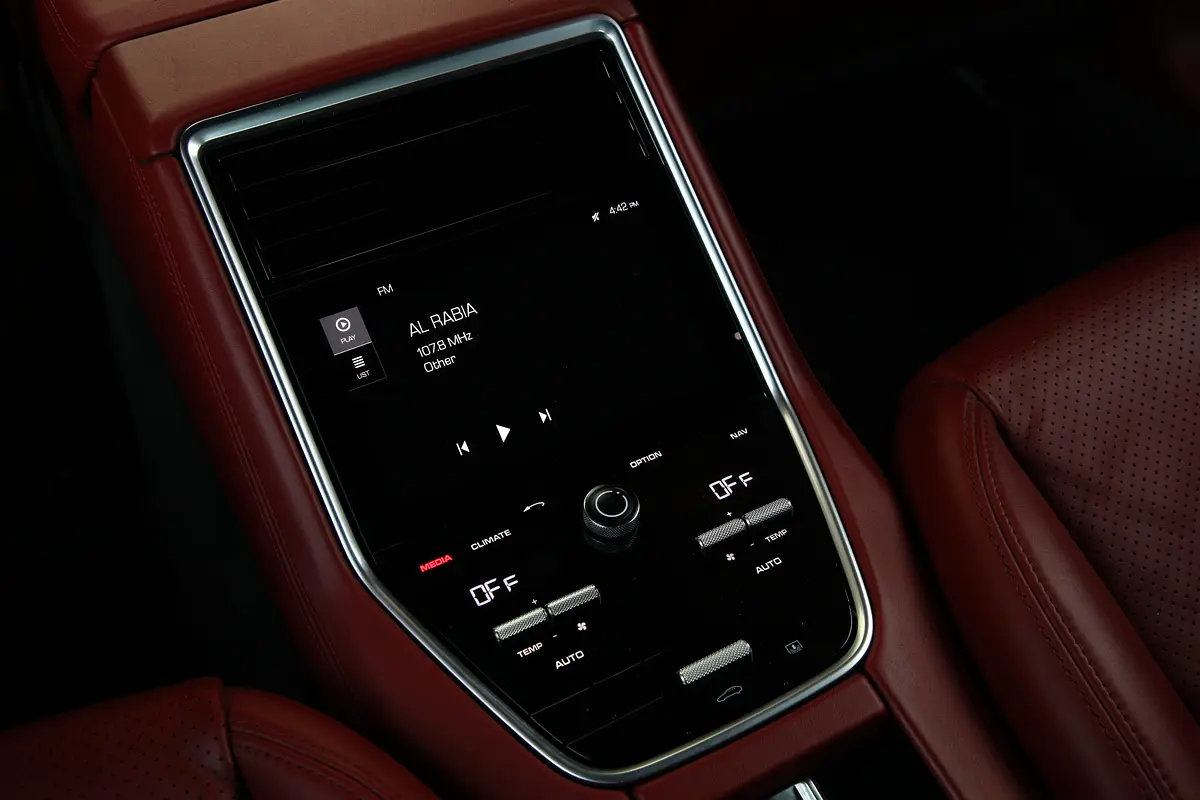 Porsche · Panamera · Other