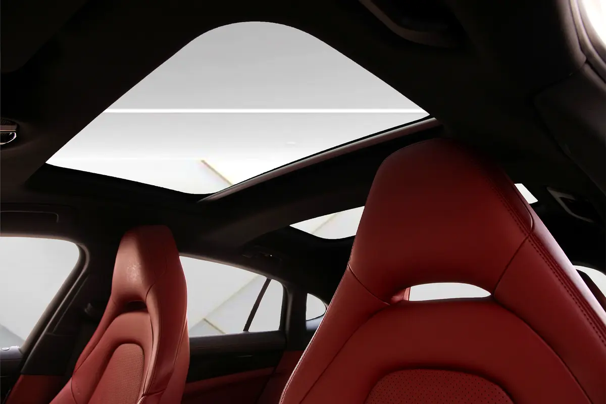 Porsche · Panamera · Other