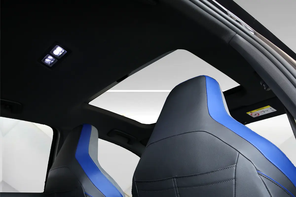 Volkswagen · Golf · R