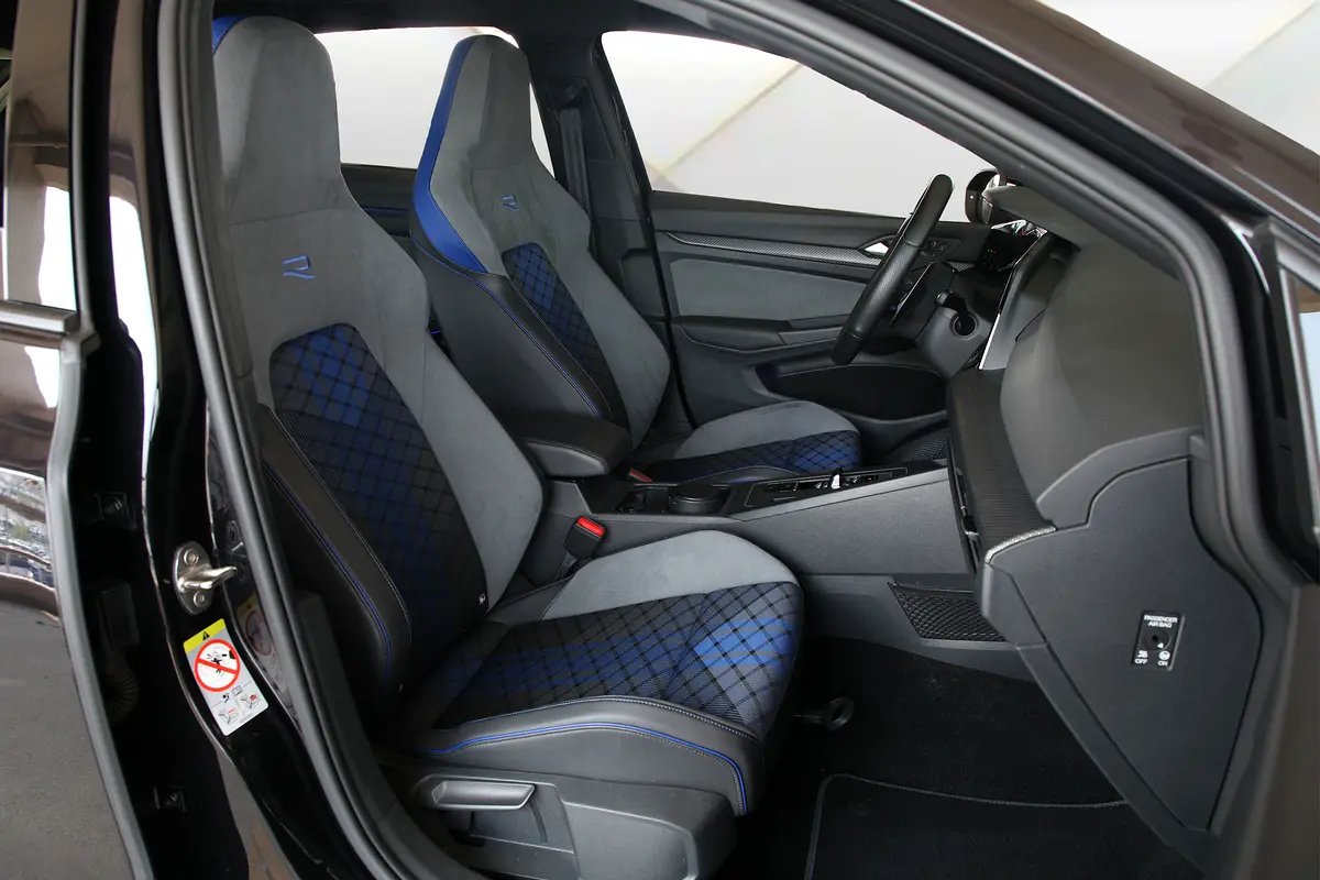 Volkswagen · Golf · R