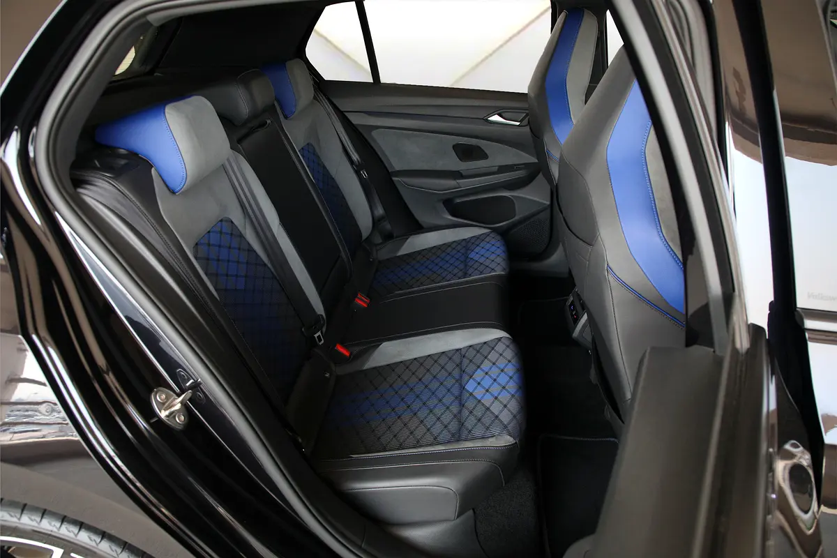 Volkswagen · Golf · R