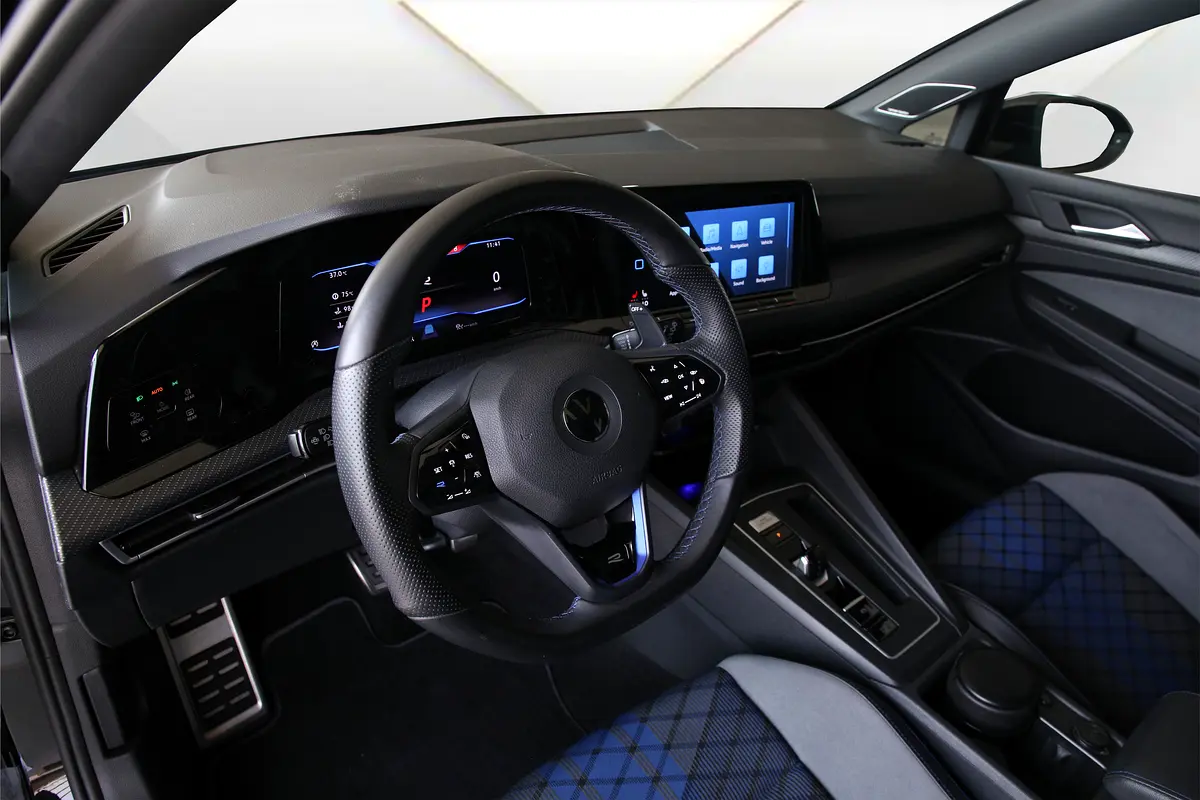 Volkswagen · Golf · R