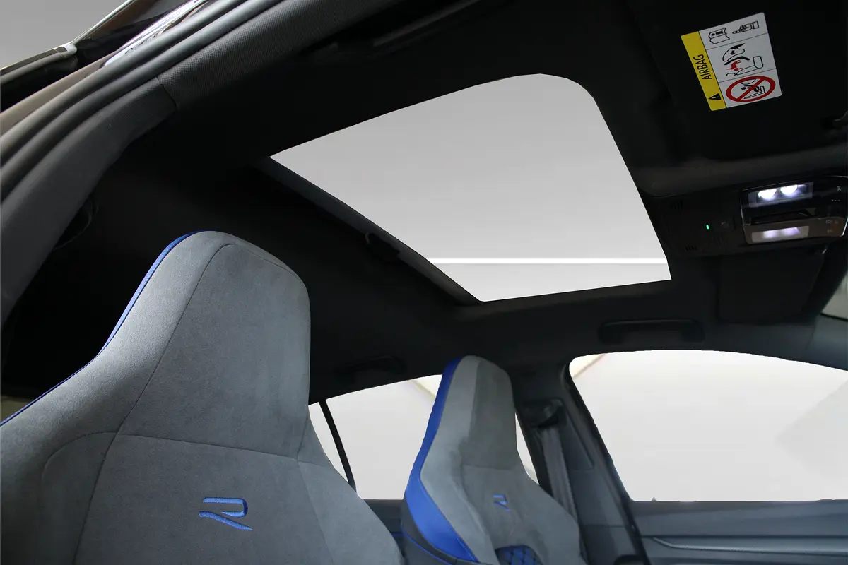 Volkswagen · Golf · R