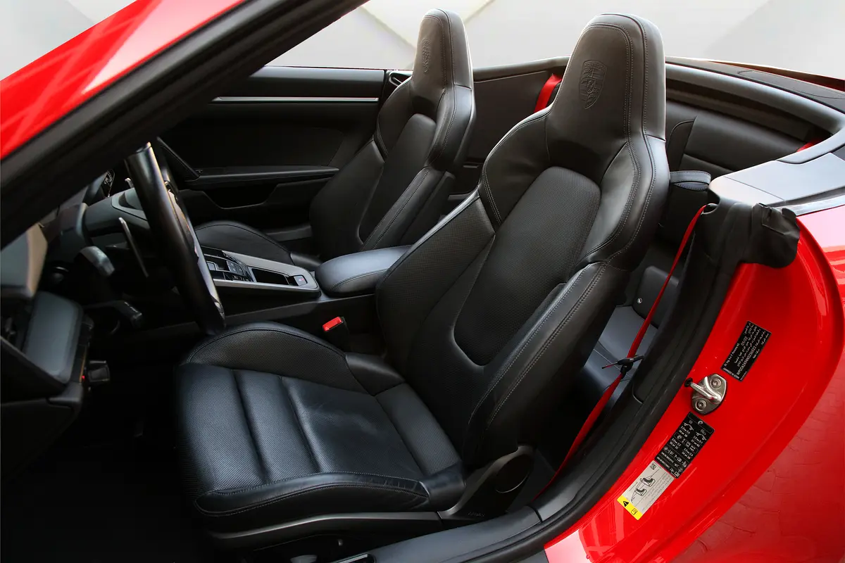 Porsche · 911 · Carrera