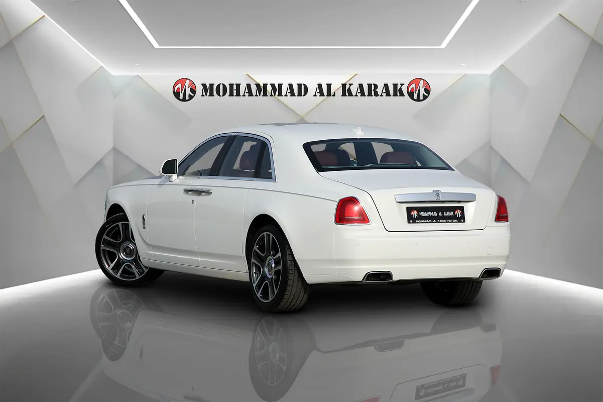 Rolls-Royce · Ghost · Standard