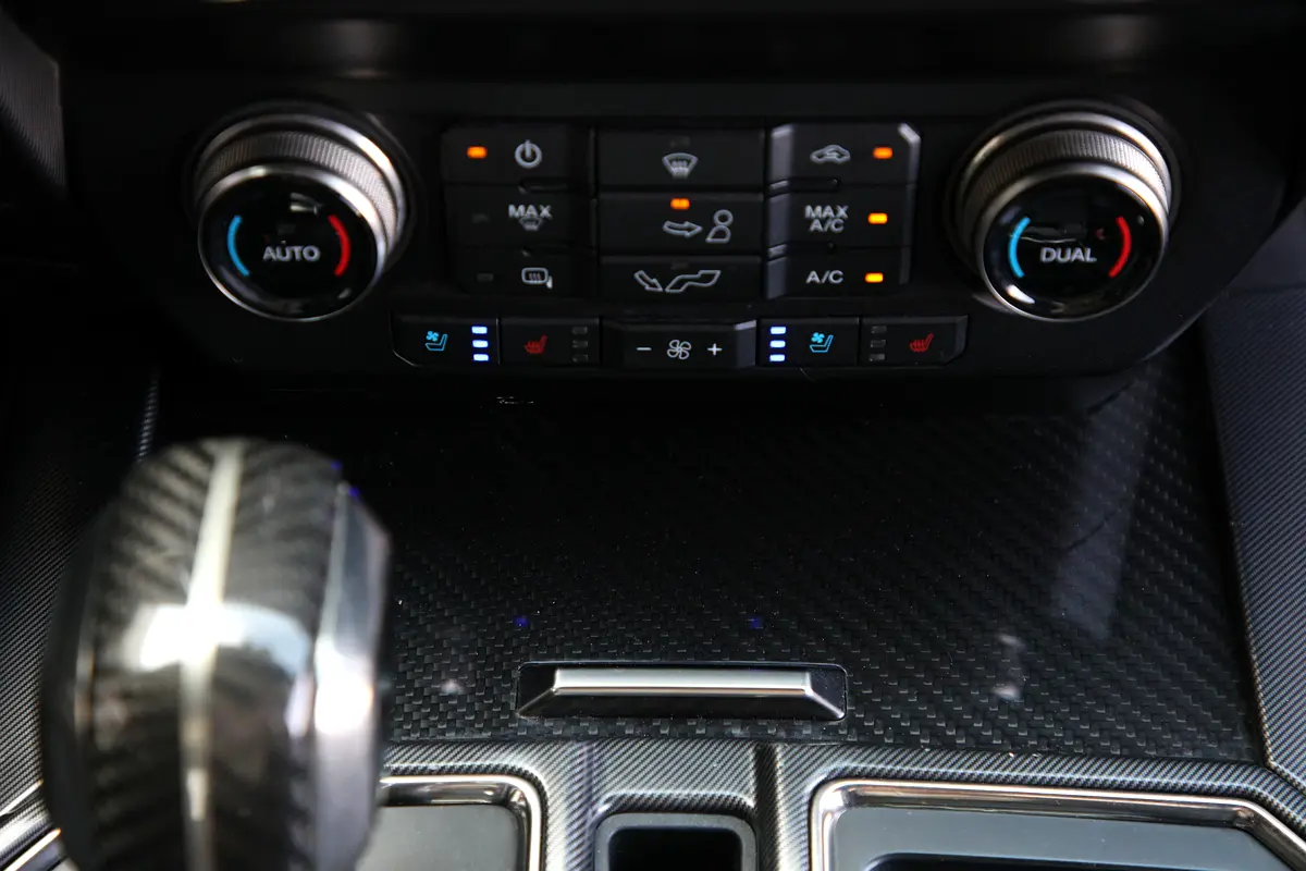 Ford · F-150 · Raptor