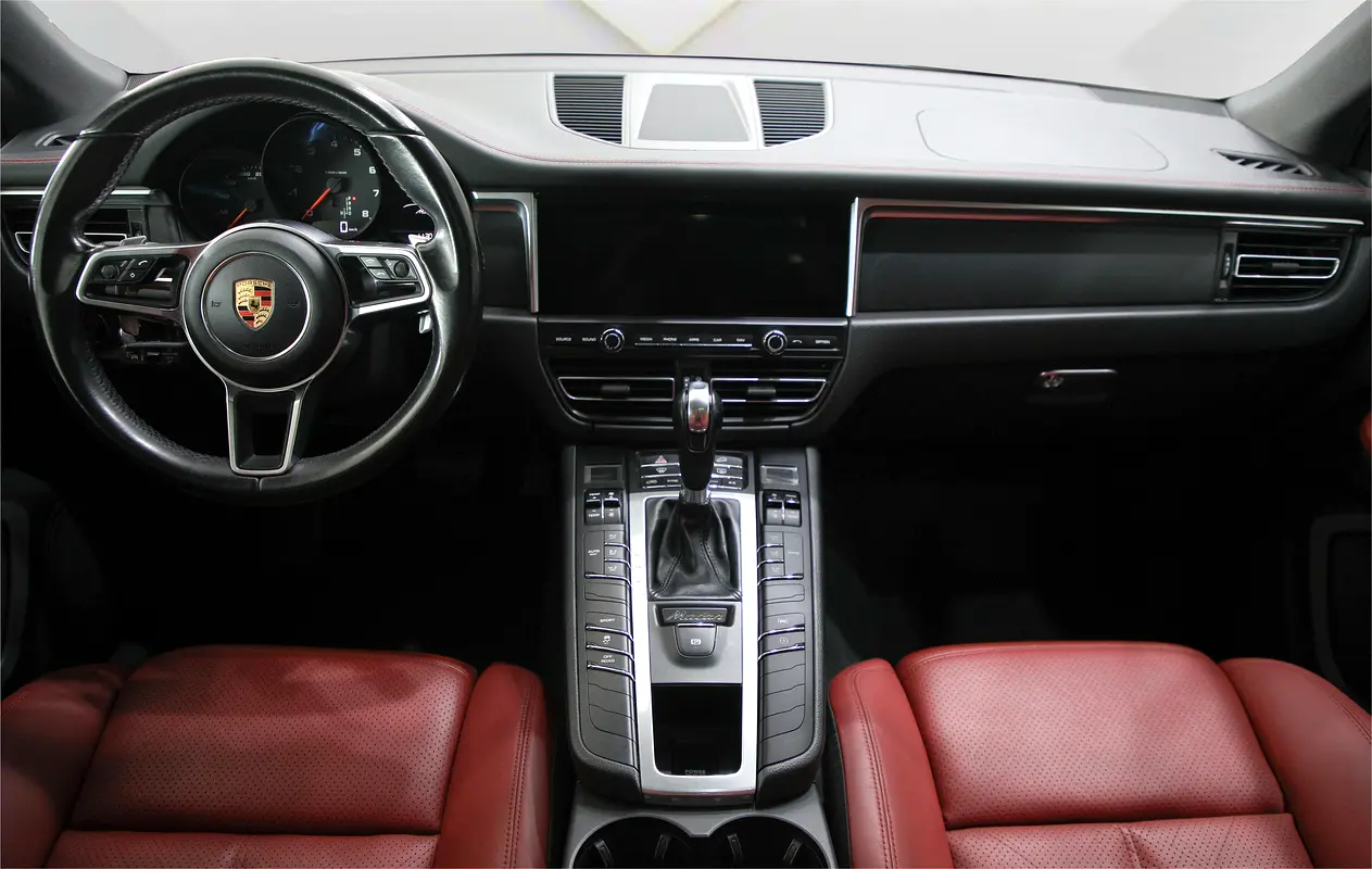 Porsche · Macan · Standard
