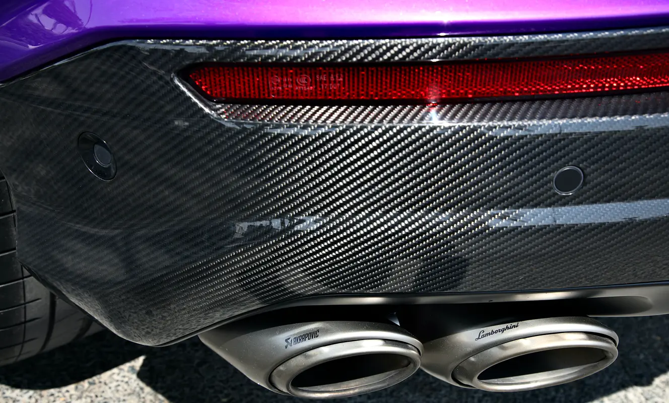 Lamborghini · Urus · Performante