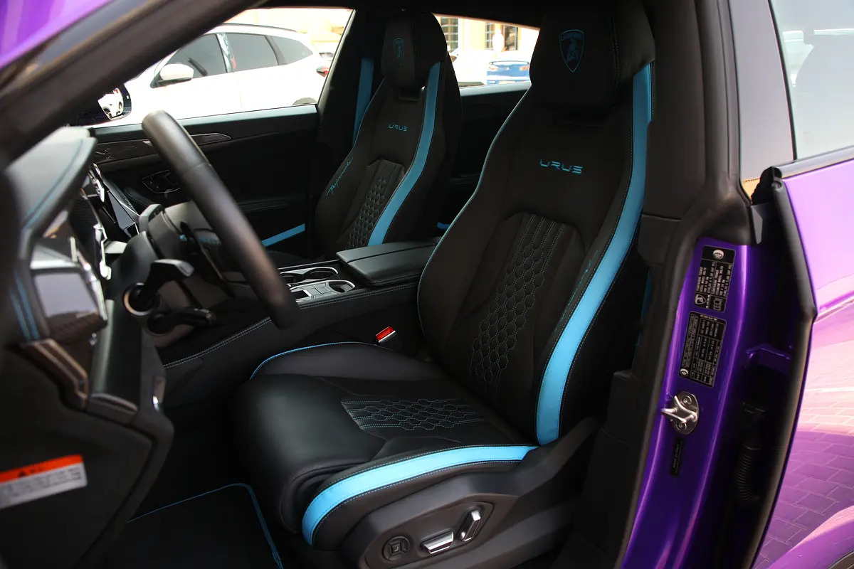 Lamborghini · Urus · Performante
