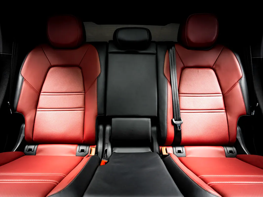 Porsche · Cayenne · Coupe