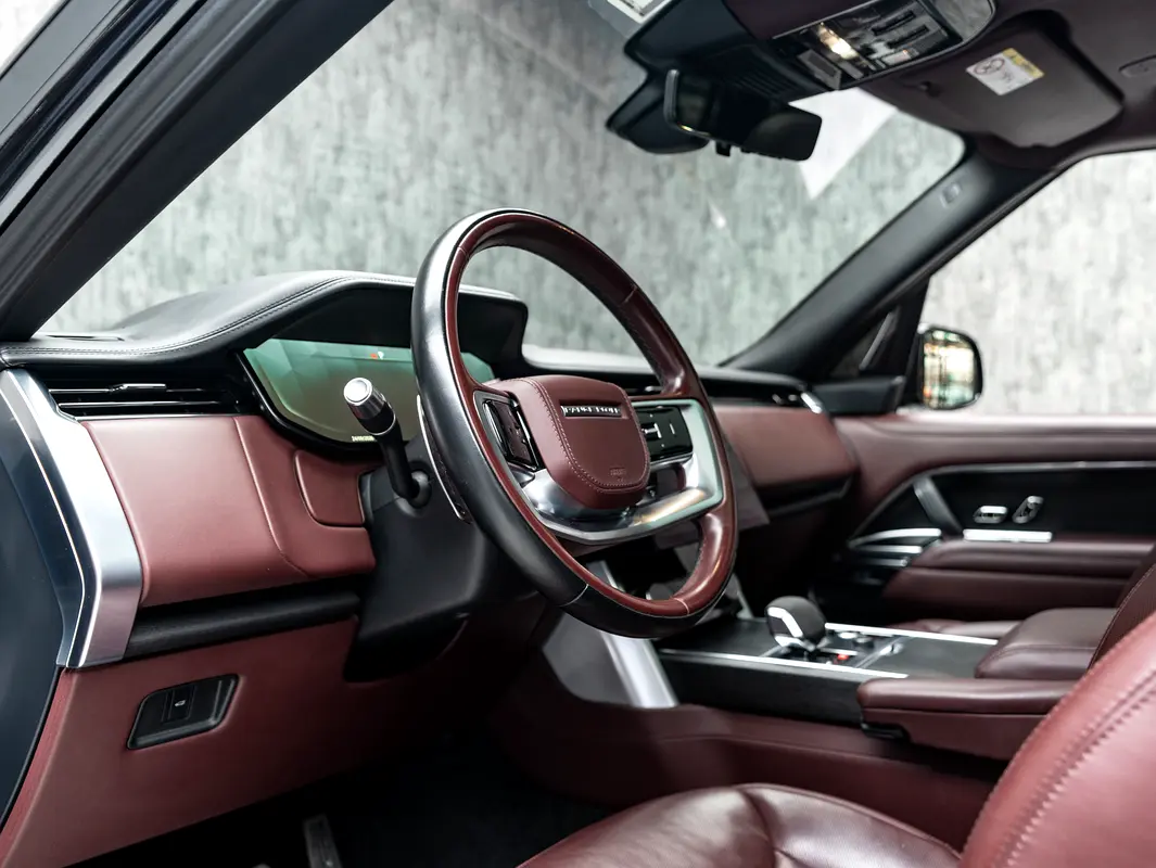 Land Rover · Range Rover · Autobiography