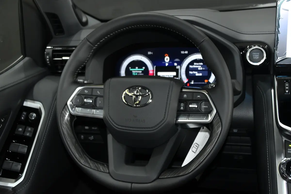 Toyota · Land Cruiser · VXR