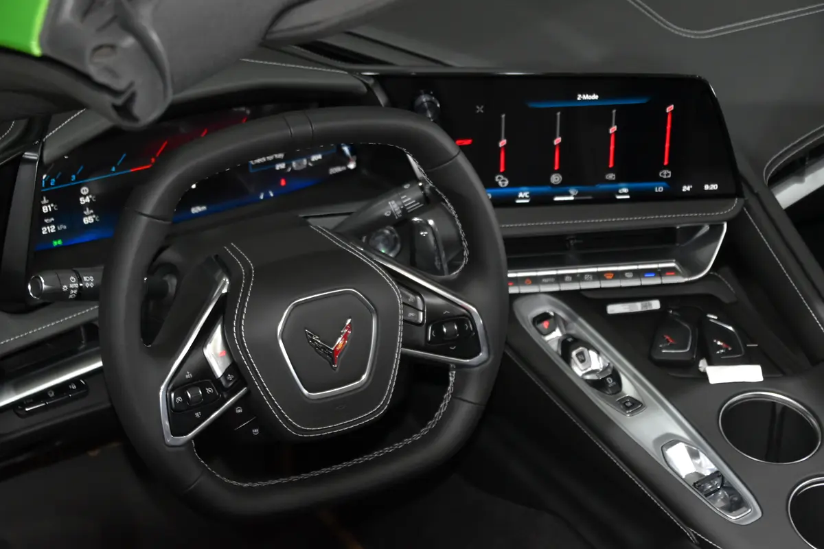 Chevrolet · Corvette · Stingray