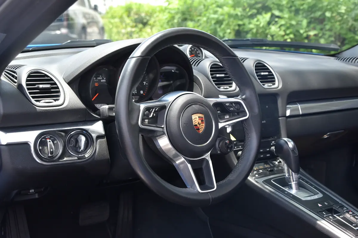 Porsche · Boxster · Standard