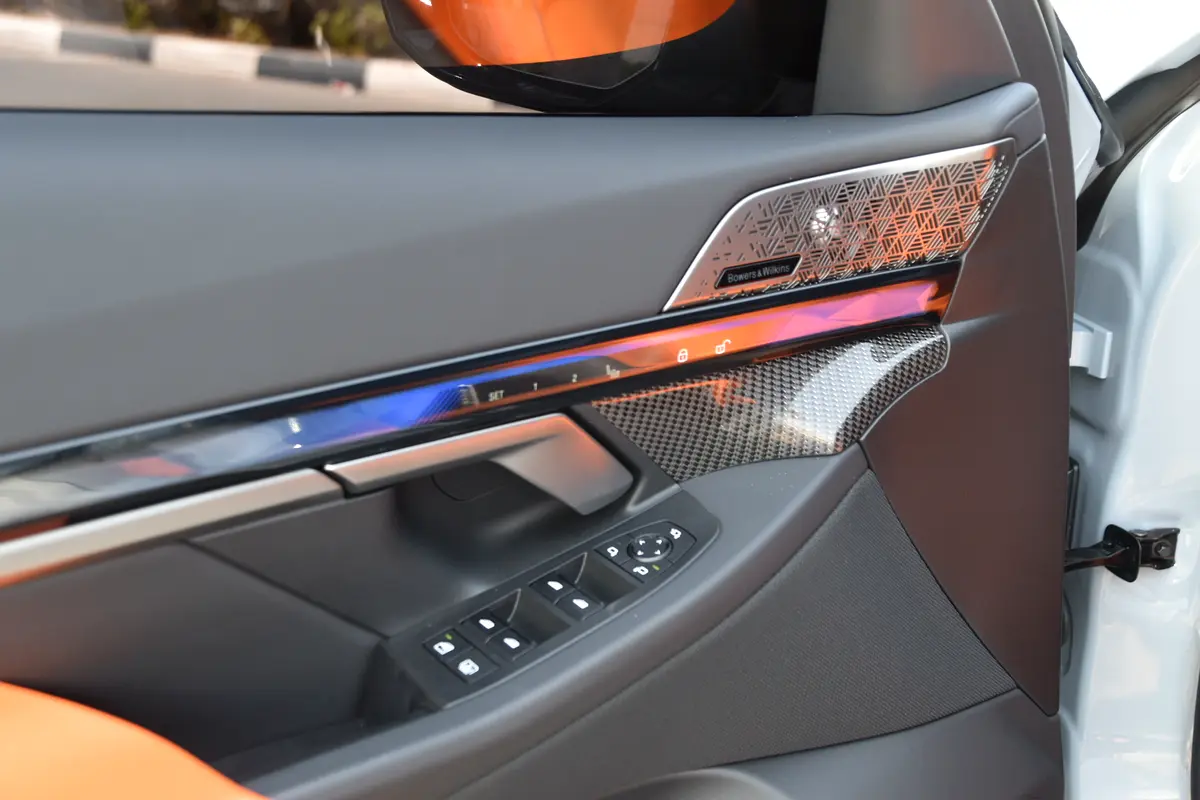 BMW · M5 · Competition