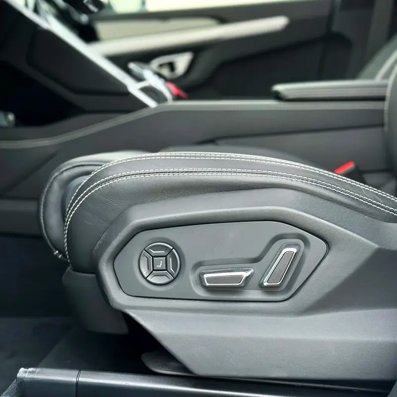 Lamborghini · Urus · S