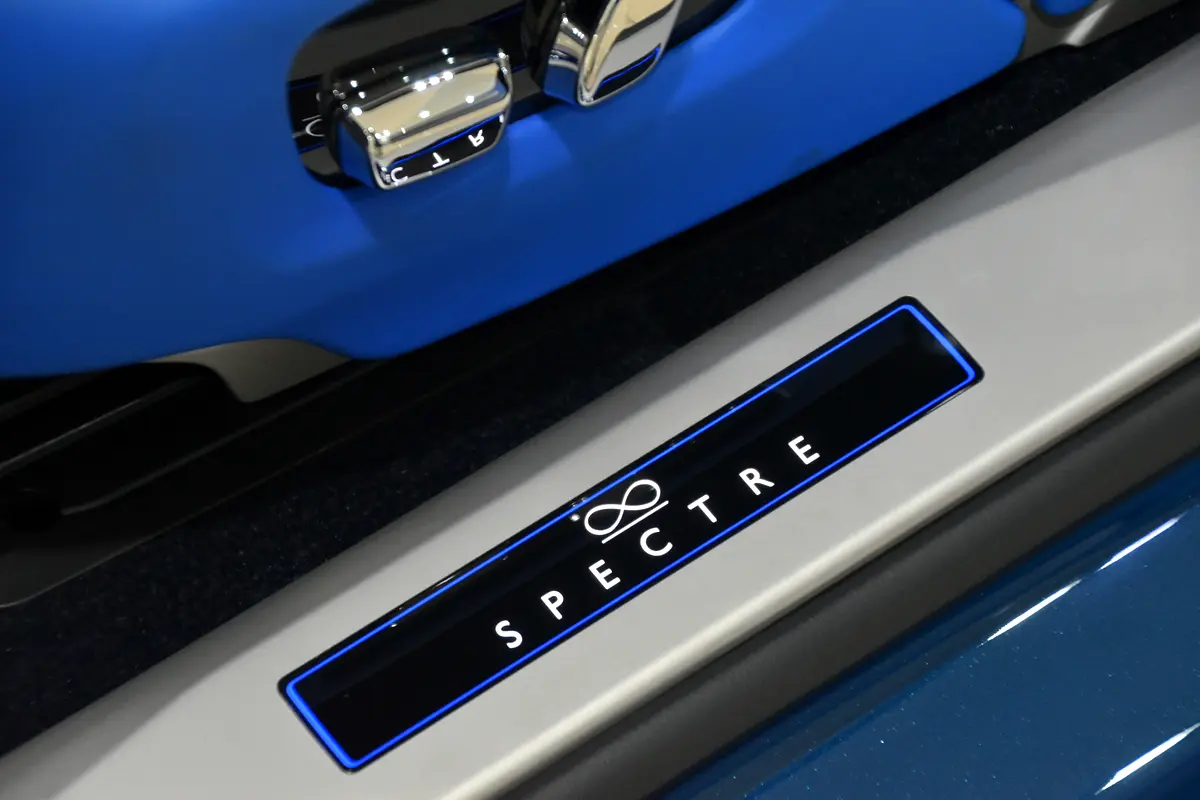 Rolls-Royce · Spectre · Black Badge