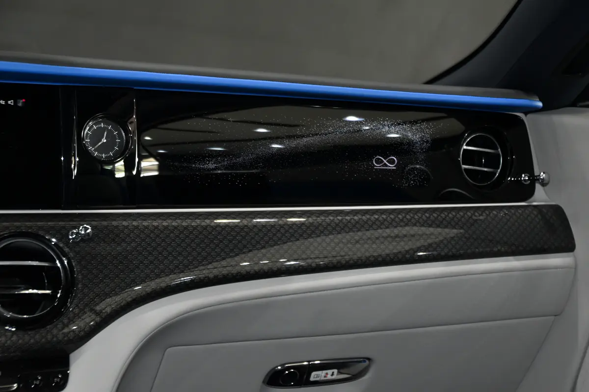 Rolls-Royce · Spectre · Black Badge