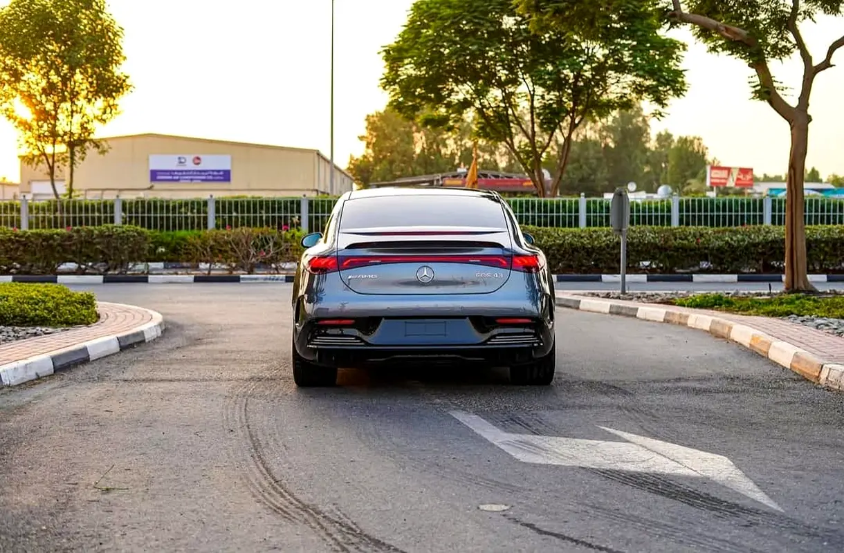 Mercedes-Benz · EQE · EQE 43 AMG 4MATIC