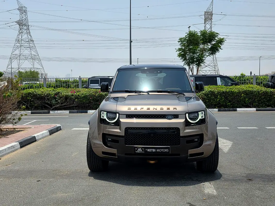 Land Rover · Defender · 110 Octa P635