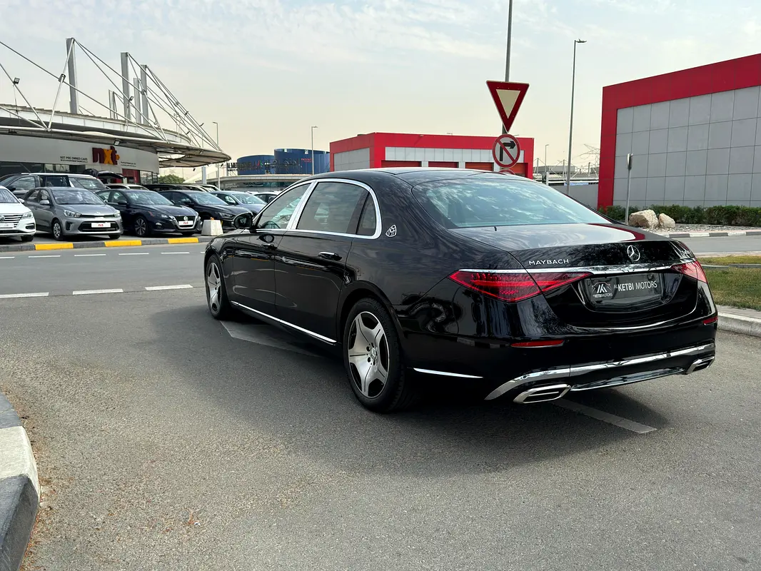 Mercedes-Maybach S-Class Other 2024 0 km 12