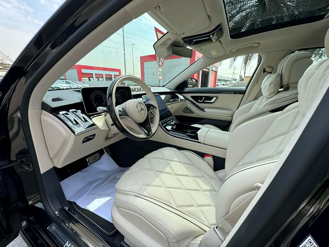 Mercedes-Maybach S-Class Other 2024 0 km 17