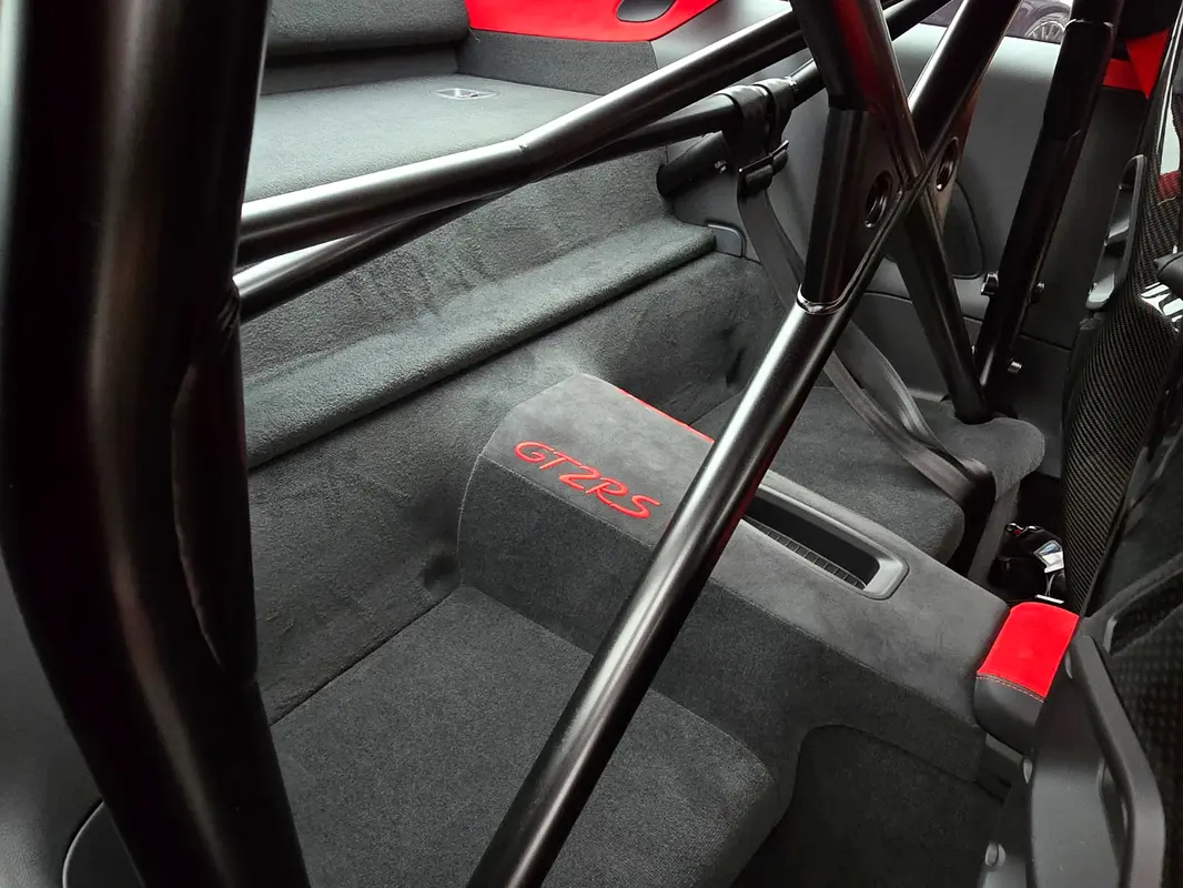 Porsche · 911 · GT2 RS