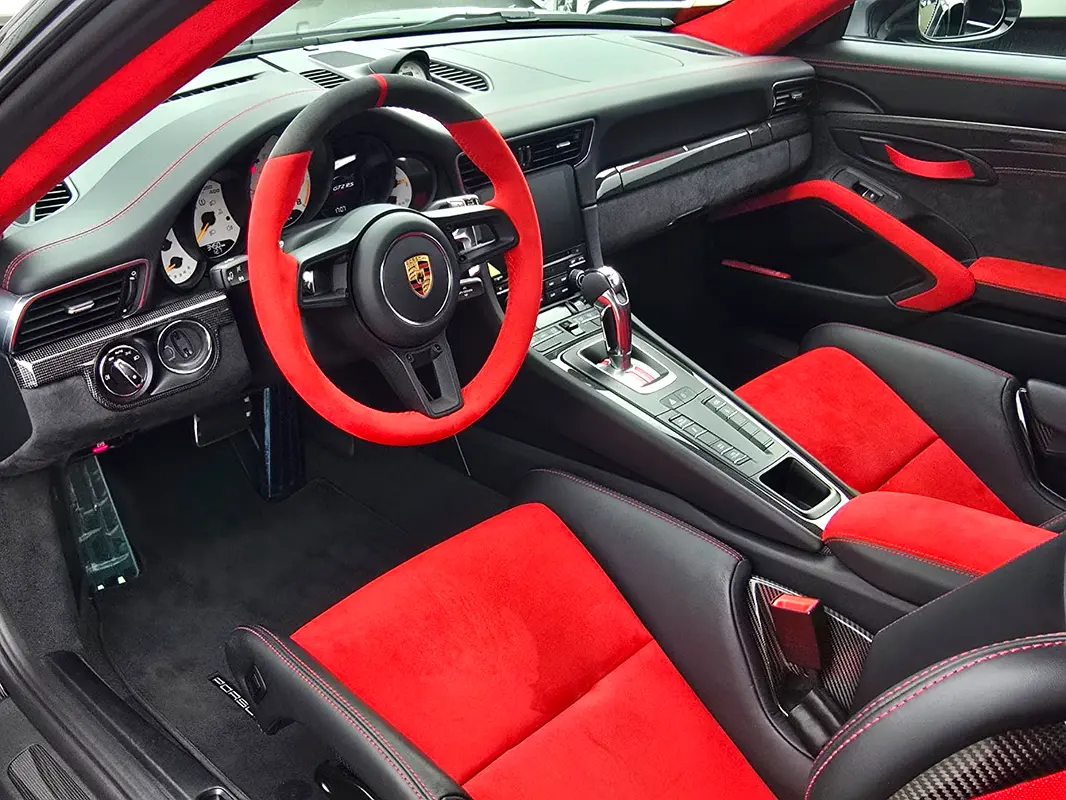 Porsche 911 GT2 RS 2019 4,000 km 18
