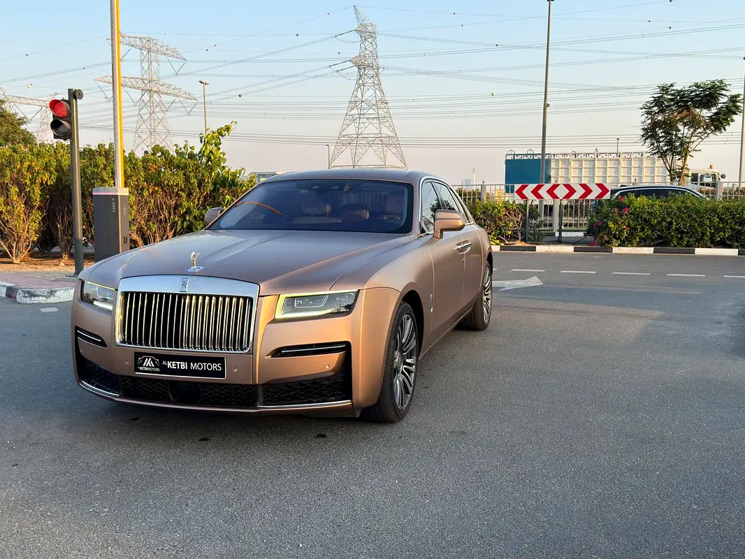 Rolls-Royce · Ghost · Standard