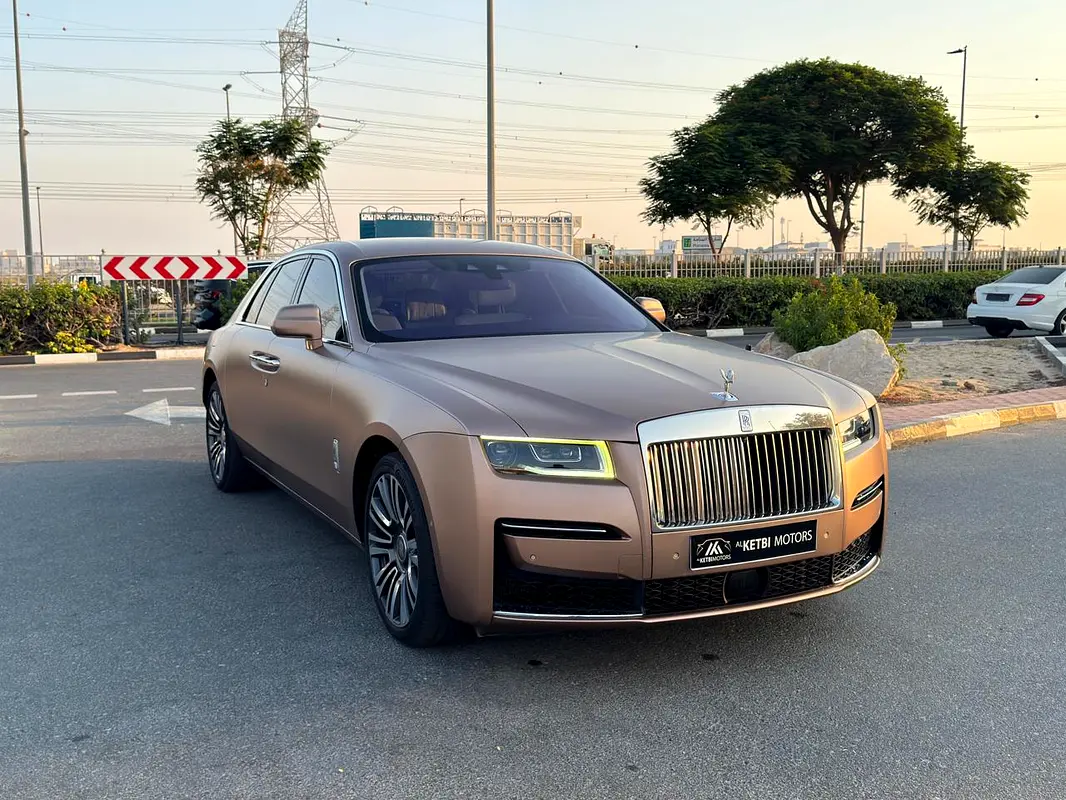 Rolls-Royce · Ghost · Standard