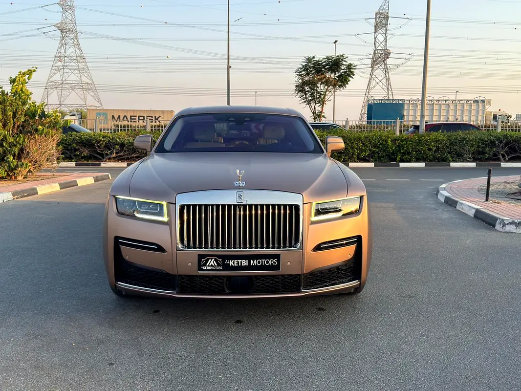 Rolls-Royce · Ghost · Standard