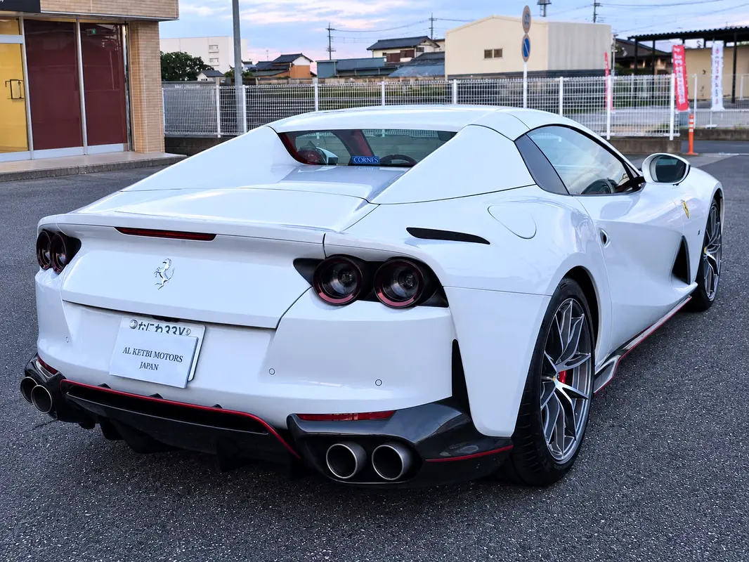 Ferrari · 812 GTS · GTS